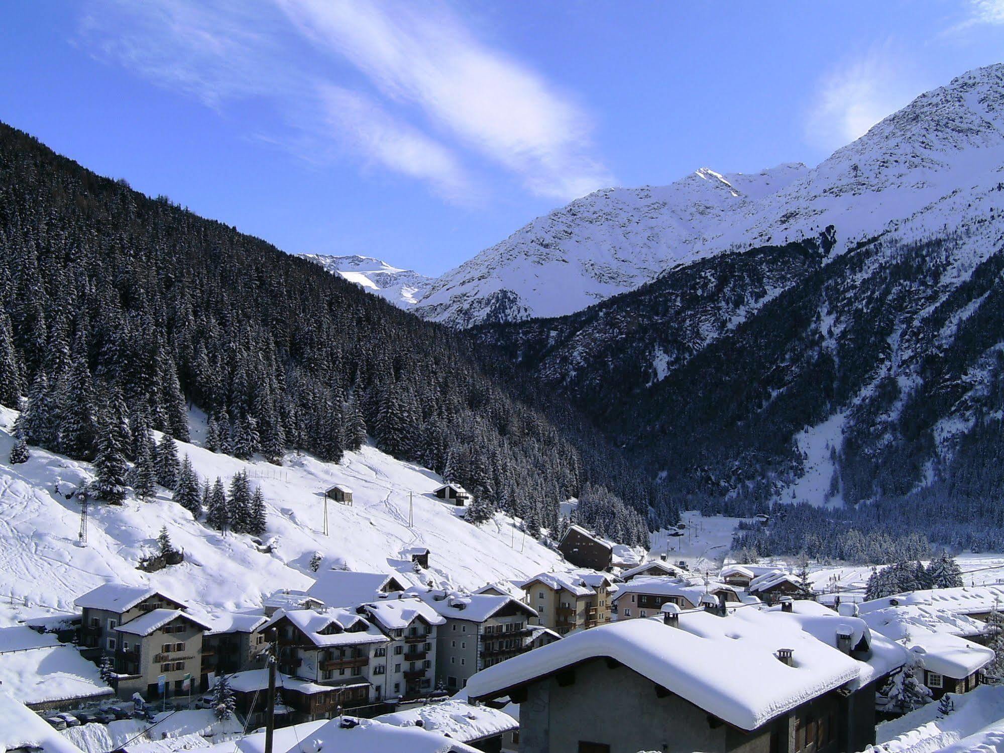 Hotel Meublè Adler - Rooms&Mountain Apartments Santa Caterina di Valfurva Extérieur photo